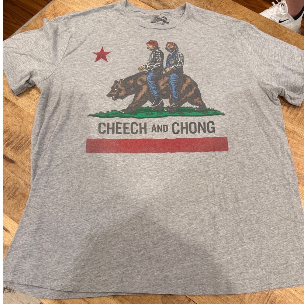 Cheech and Chong California Republic Bear Graphic Tee Grey XLT Mens Shirt